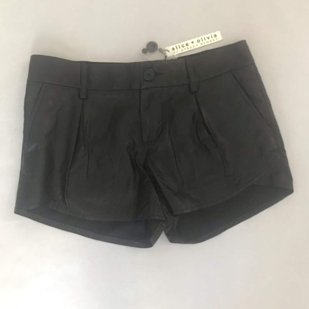 NWT Alice+Olivia Leather Shorts size 2